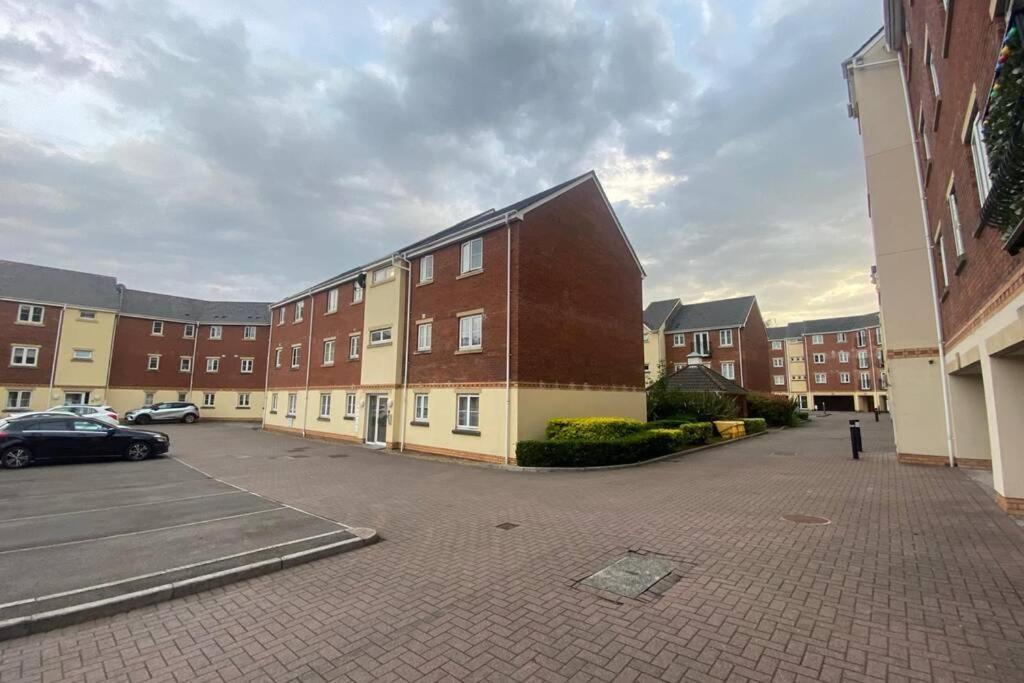 The Onyx Suite - 1 Bed Apartment W/ Free Parking Cardiff Dış mekan fotoğraf