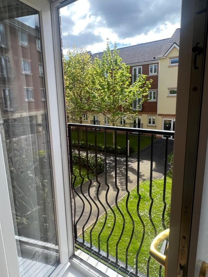The Onyx Suite - 1 Bed Apartment W/ Free Parking Cardiff Dış mekan fotoğraf
